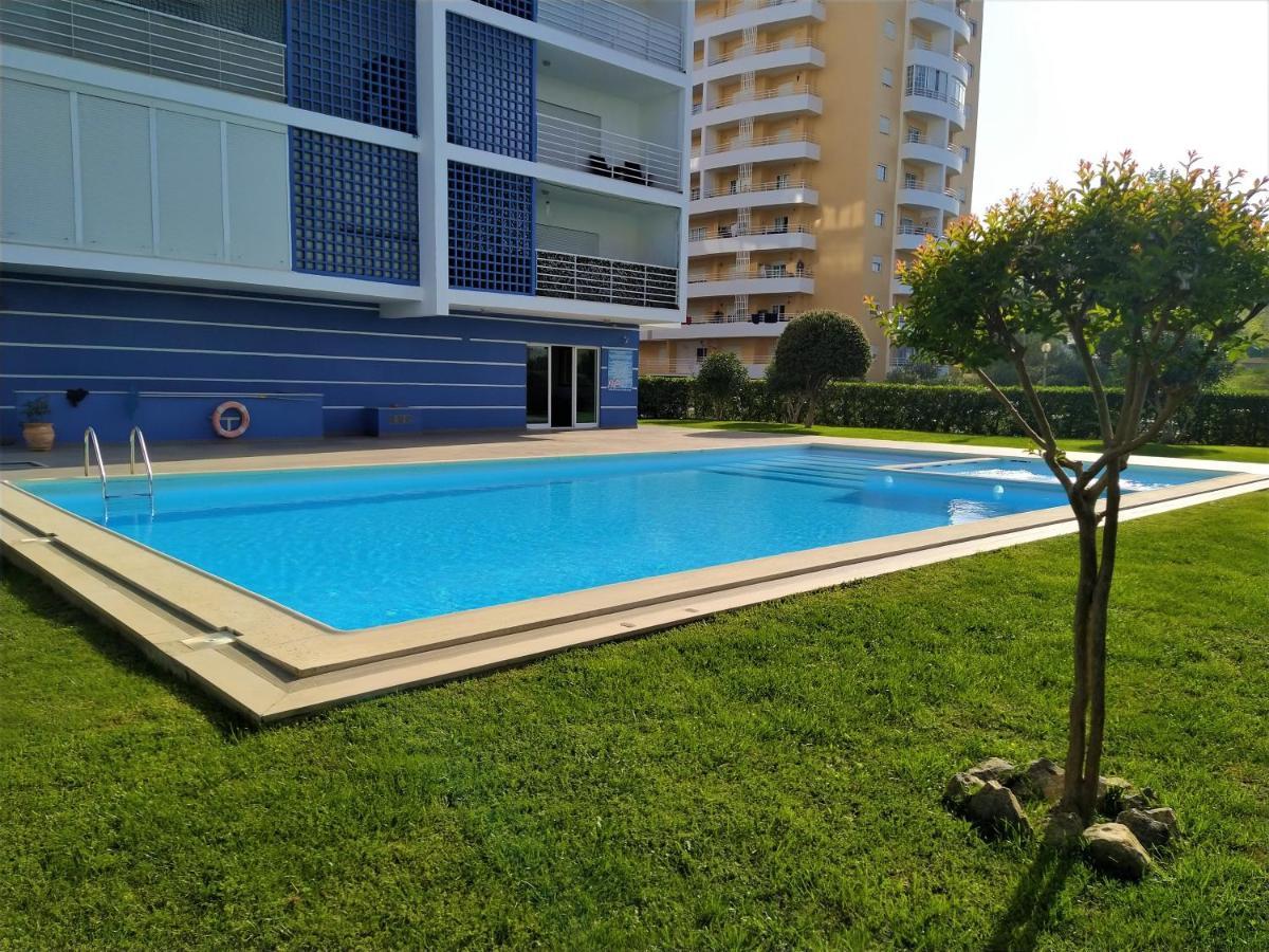 Algarve Beach Vibes Apartment, Wifi, Pool, Ac, Bbq Portimão Zewnętrze zdjęcie